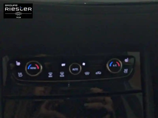Opel Grandland X hybrid 225 ch bva8 — photo 23