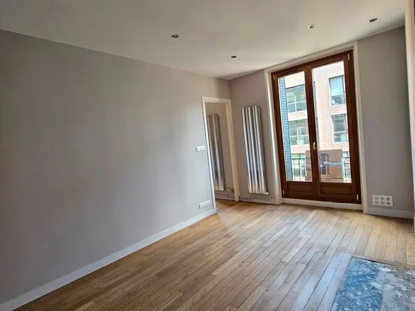 Appartement Centre-ville Suresnes