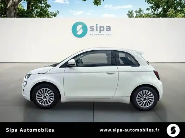 Fiat 500 3+1 e 95 ch — photo 2