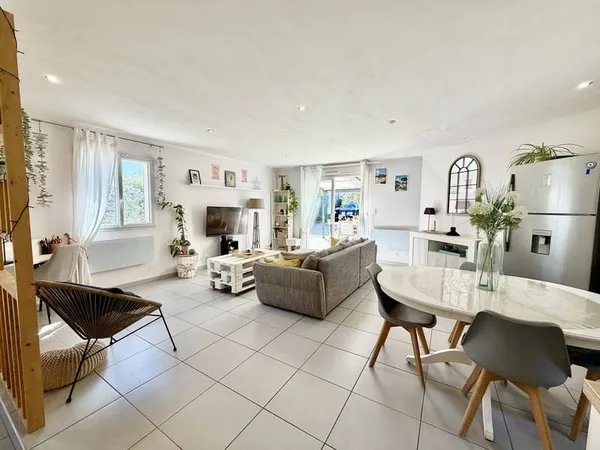 Maison 3 pièces 92 m²