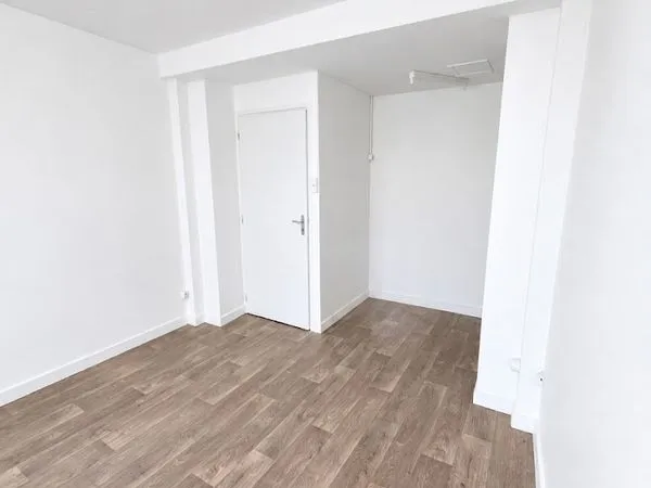 Local professionnel 30 m² - Centre-ville de Douai - Potentiel habitation