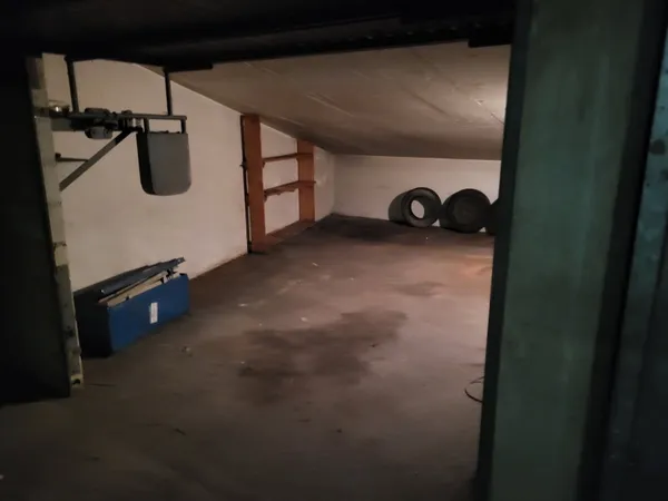 Vends parking 17m² Paris 17ème