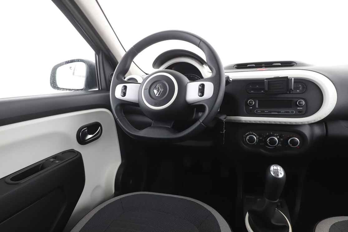 Renault Twingo 1.0 SCe Zen — photo 12