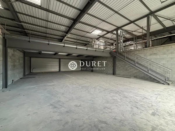 Local d'activité 375 m²