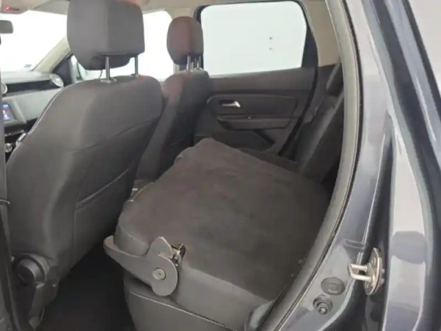 Dacia Duster 1.0 tce 100ch confort 4x2 suréquipé — photo 54