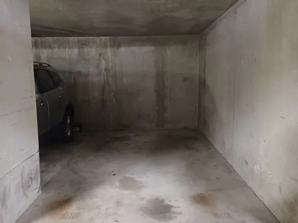 Parking 17eme
