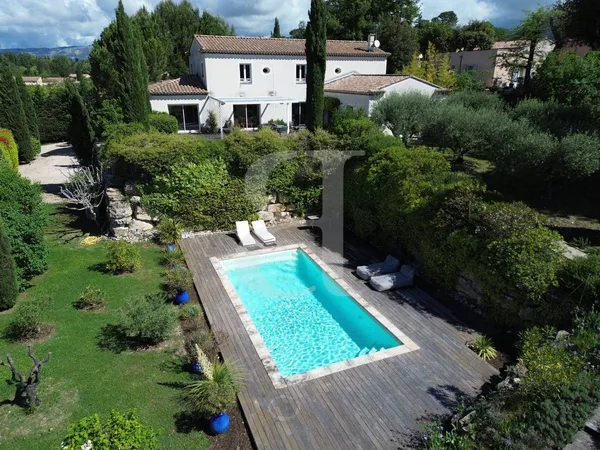 Maison de luxe 8 pièces 280 m²