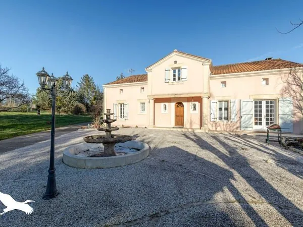 Pavillon de 7 pièces principales