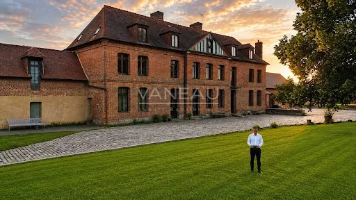 Manoir 12 pièces 700 m²