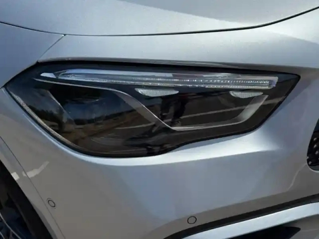 Mercedes Gla 200 d amg line — photo 12