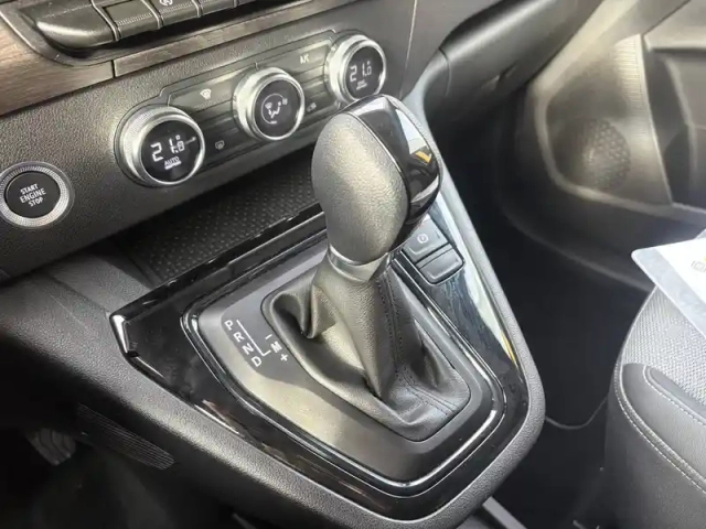 Renault Kangoo blue dci 115 auto — photo 10