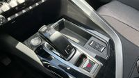 Peugeot 3008 1.5 BlueHDi 130ch S&S Allure Pack EAT8 — photo 18
