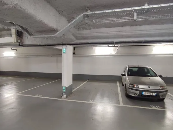 Parking 12 m²