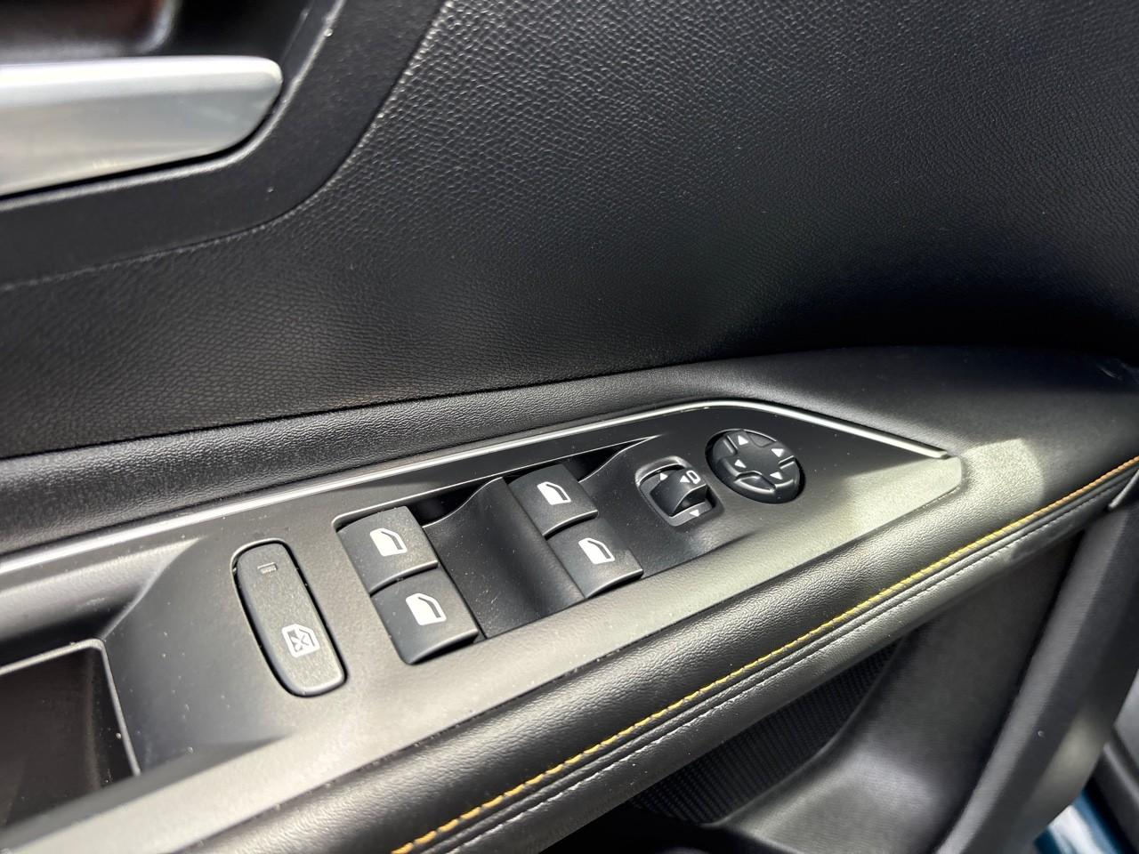 Peugeot 3008 hybrid 225ch roadtrip e-eat8 — photo 14
