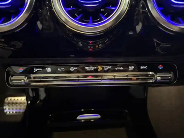 Mercedes Classe A 180 d amg line — photo 19