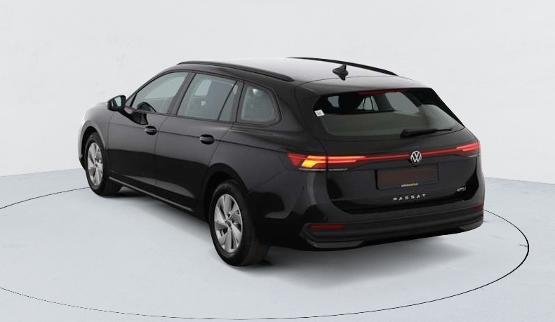 Volkswagen Passat — photo 5
