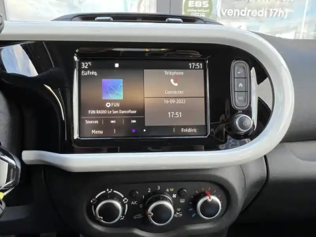 Renault Twingo iii intens tce 95 — photo 27