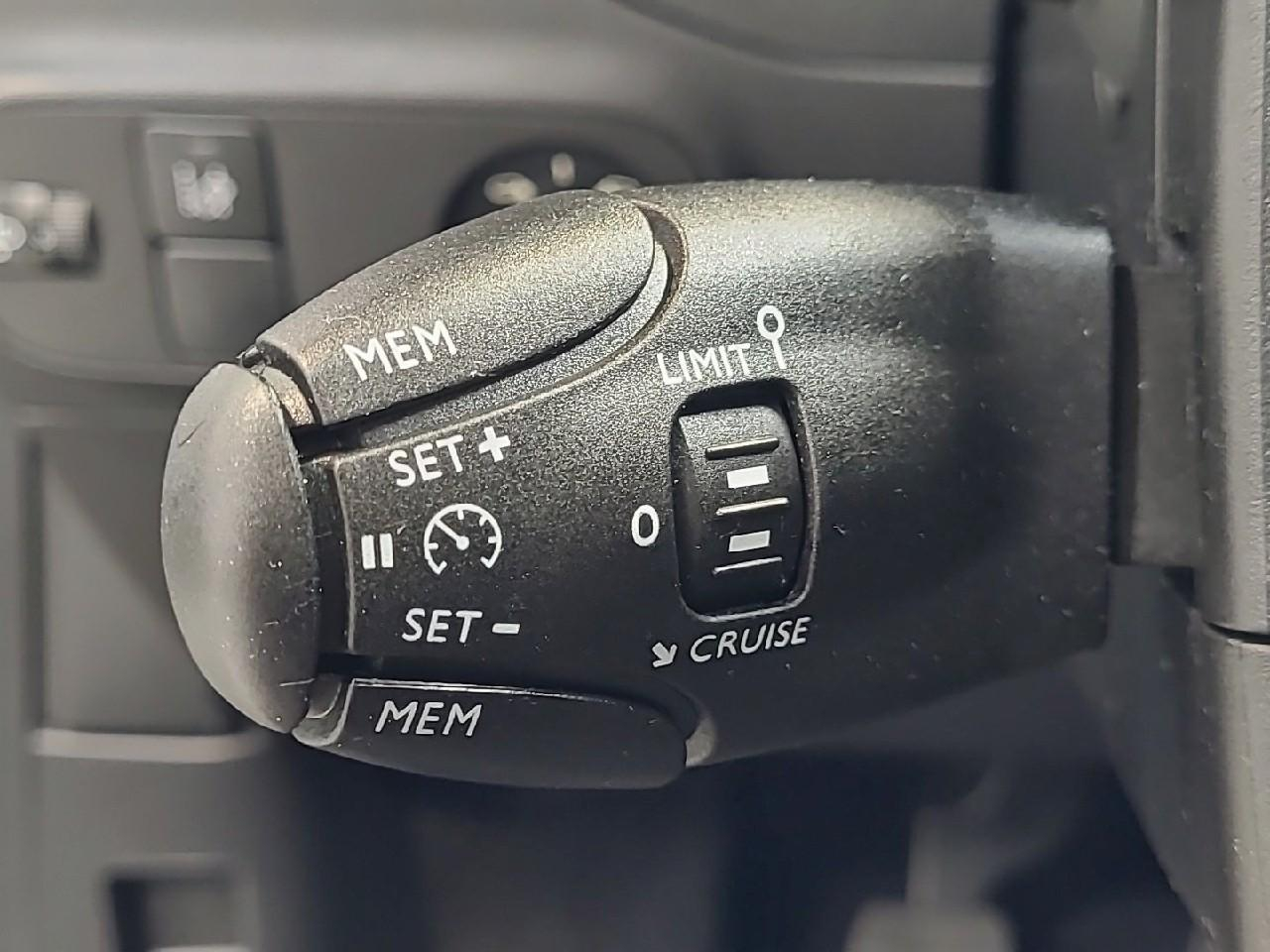 Citroën C3 puretech 83 ch bvm5 you — photo 24