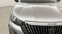 Peugeot 2008 1.2 PureTech 100ch S&S Allure — photo 17