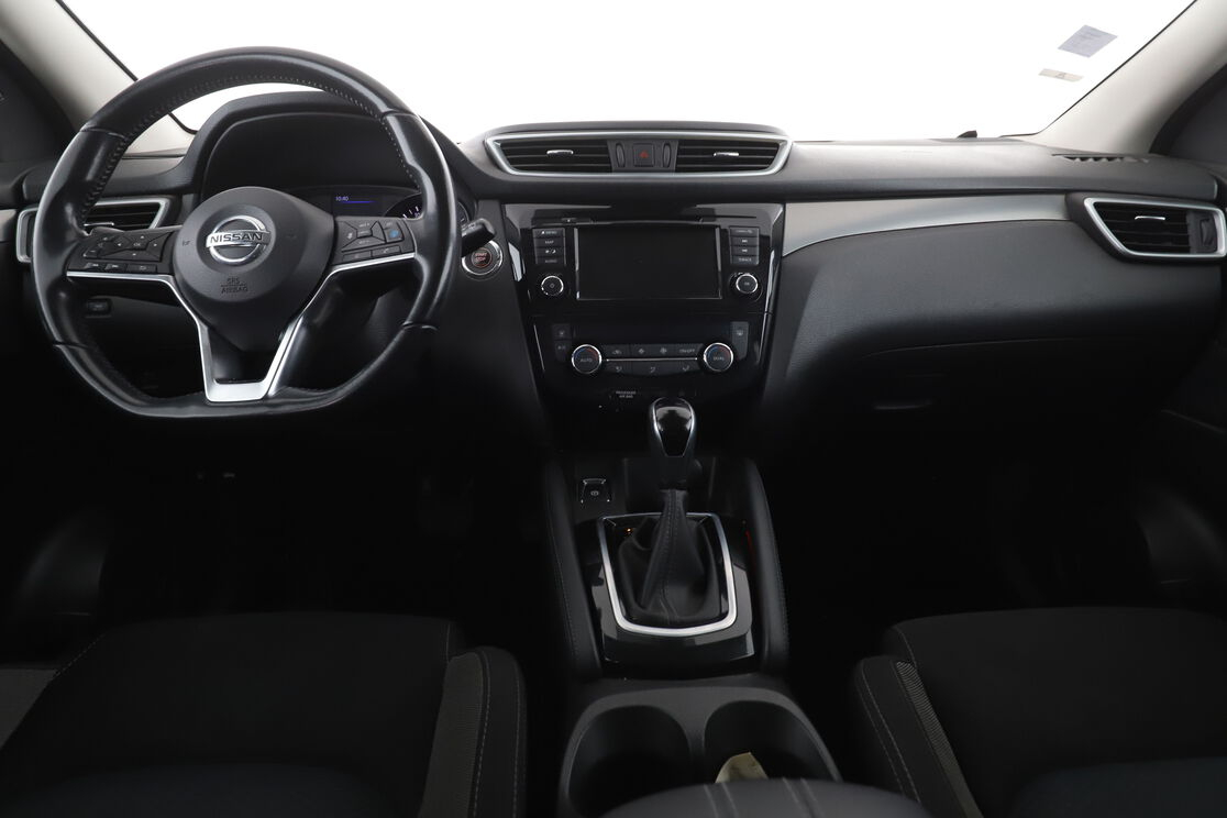 Nissan Qashqai 1.3 DIG-T N-Connecta DCT7 — photo 11