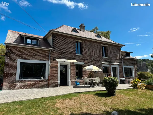 Maison 8 pièces 164 m²