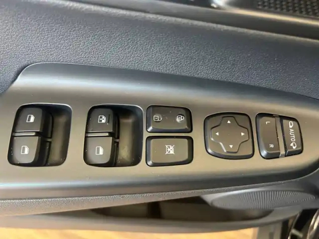 Hyundai Kona electrique 39 kwh - 136 ch — photo 192