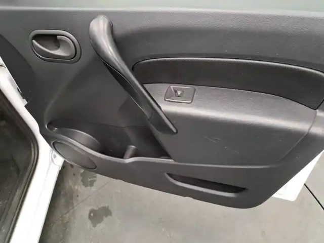 Renault Kangoo express blue dci 95 — photo 25