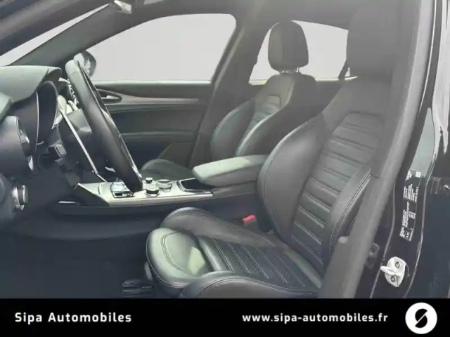 Alfa Romeo Stelvio 2.2 160 ch at8 — photo 11
