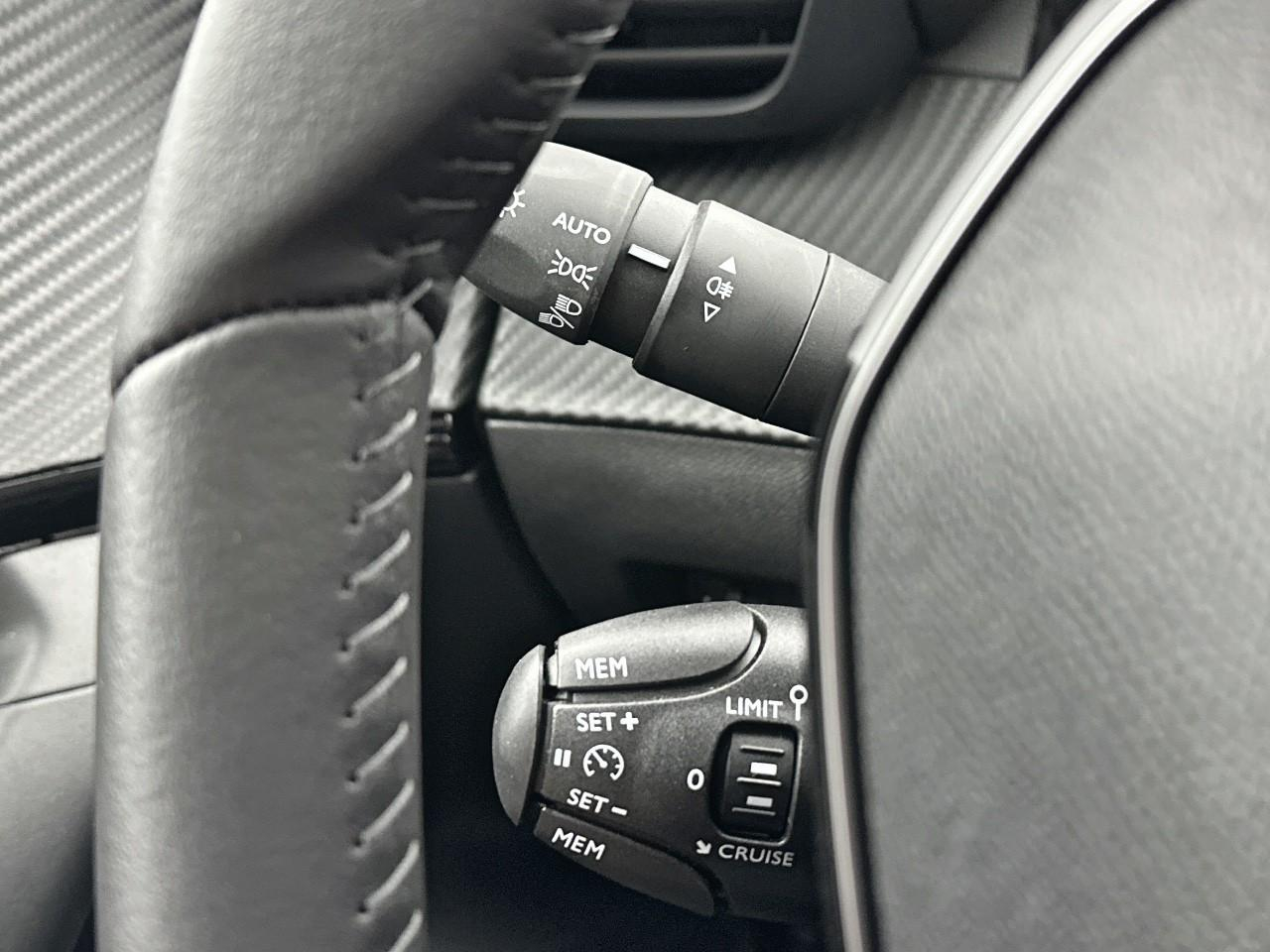 Peugeot 2008 100 s&s bvm6 style — photo 17
