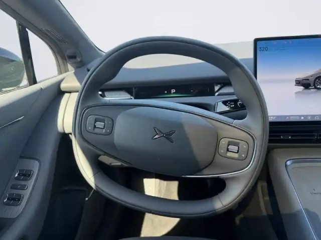 Xpeng P7 + autonomie etendue — photo 12