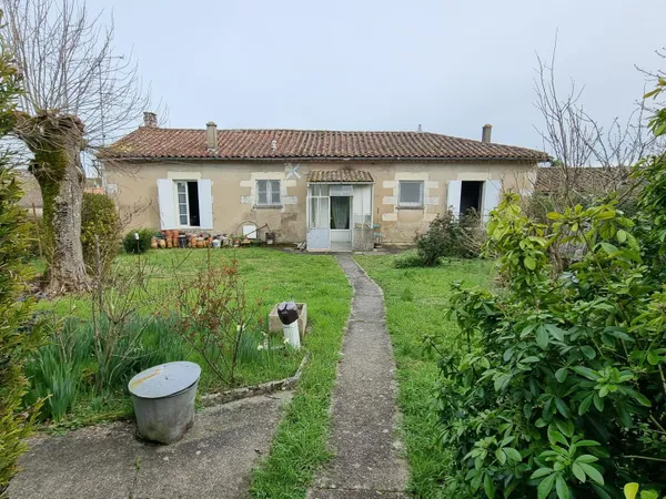 Opportunité - Maison charentaise de 118m2 proche mer