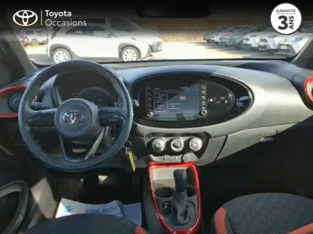 Toyota Aygo X 1.0 vvt-i 72ch design s-cvt my23 — photo 8