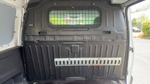 Citroen Berlingo VU 1.5 BlueHDi 75 - Van M – 2019 – 79748 km – Diesel – Boîte Manuelle — photo 26