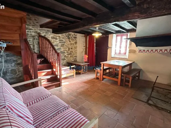 Maison 10 pièces 253 m²
