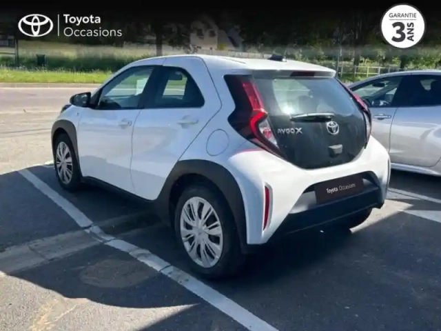 Toyota Aygo X 1.0 vvt-i 72ch dynamic s-cvt — photo 2