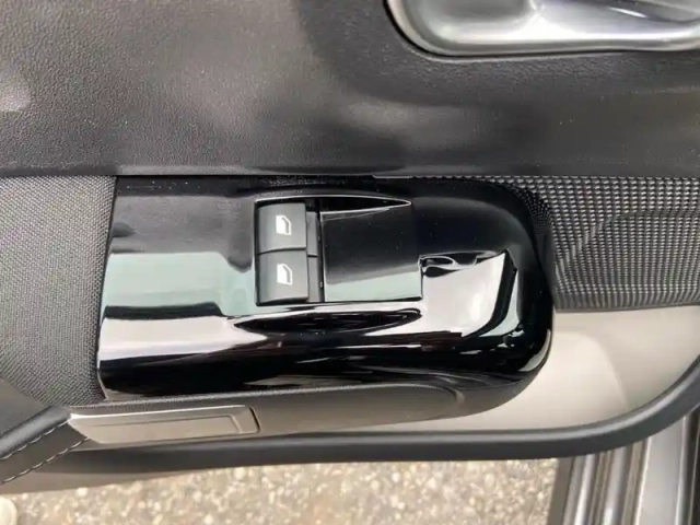 Citroën C3 puretech 83 ch bvm5 plus — photo 20