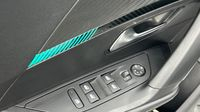 Peugeot 2008 1.2 PureTech 130ch S&S Allure Pack EAT8 — photo 18