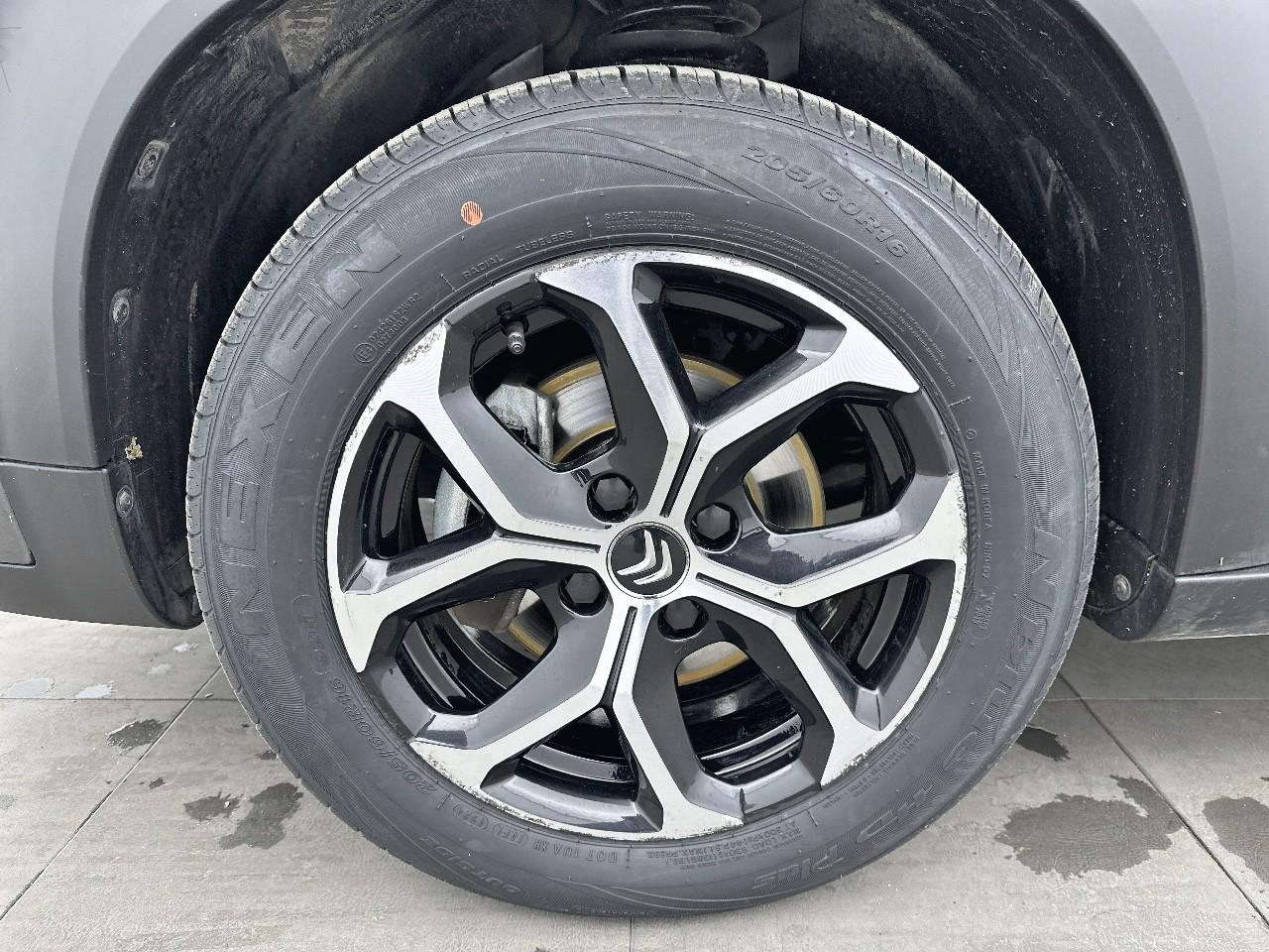 Citroën C3 Aircross puretech 130 s&s eat6 shine — photo 14