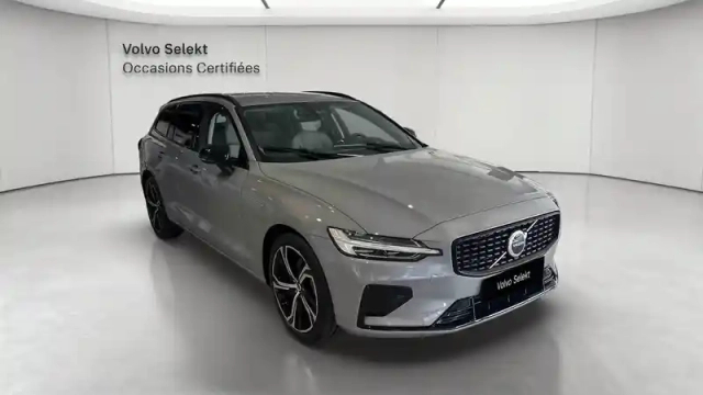 Volvo V60 micro hybride essence b4 197 ch dct7 — photo 8
