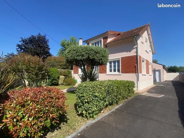 Pavillon 7 pièces 158 m²