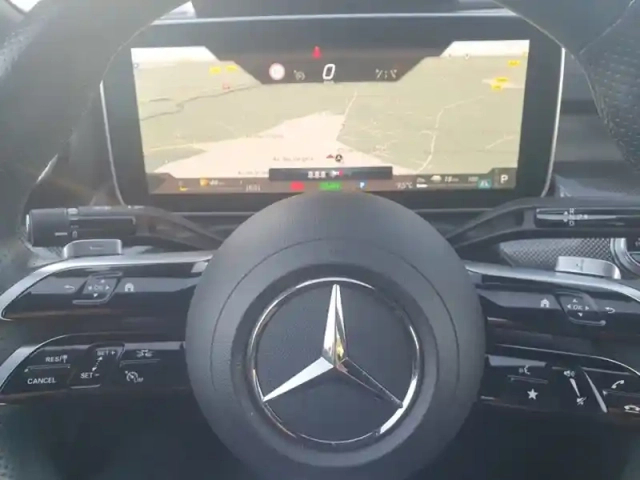 Mercedes Classe C 300 e hybrid eq berli — photo 31