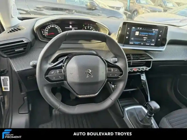 Peugeot 2008 1.2 puretech 100ch s&amp;s style — photo 8
