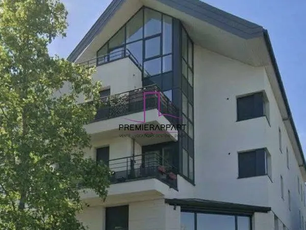 Studio 1 pièce 27 m²
