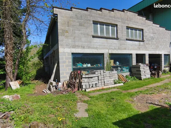 Immeuble 300 m²