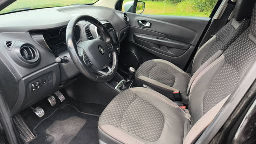 Renault Captur 0.9 TCe 90 - Intens – 2018 – 157324 km – Essence – Boîte Manuelle — photo 11