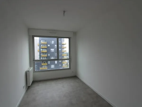 T3 - REZE - QUARTIER PONT ROUSSEAU