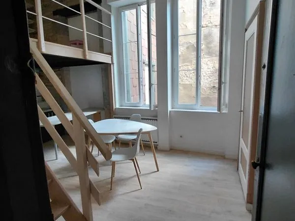 T2 bis Triplex centre-ville