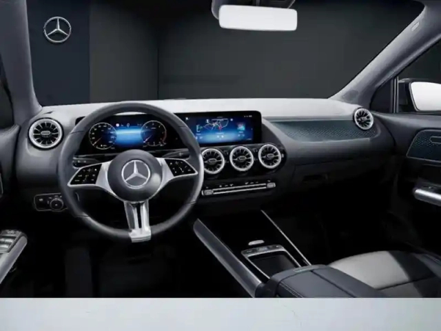 Mercedes Gla 200 d progressive line — photo 9