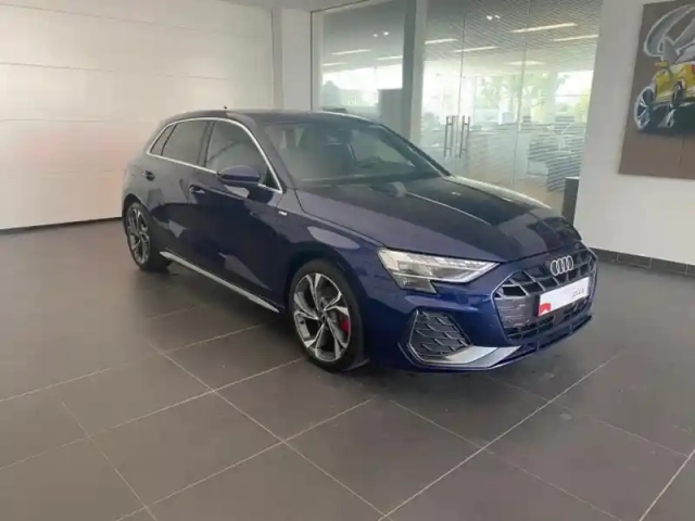 Audi A3 sportback 35 tdi 150ch s line s tronic 7 — photo 3