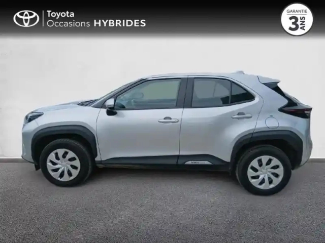 Toyota Yaris cross 116h dynamic mc24 — photo 3